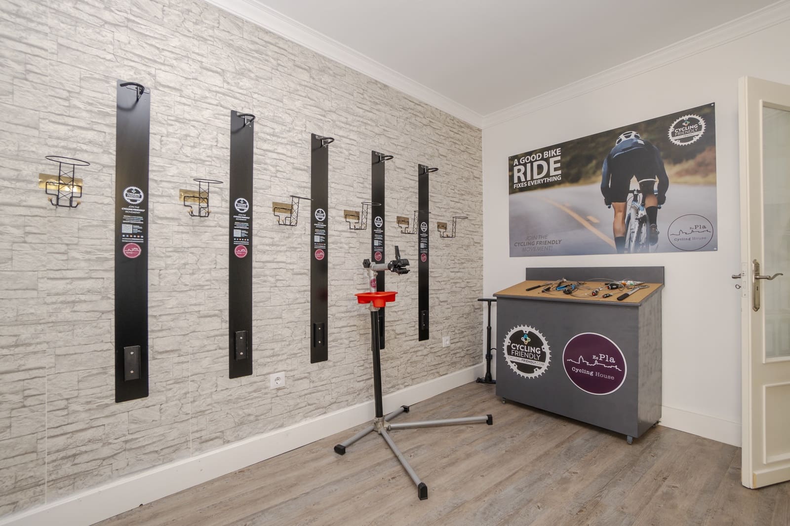 Casa de 5 habitaciones en María de la Salud / María de la Salut en venta - 550.000 € (Ref: 9572252)