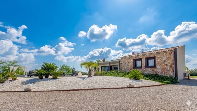3 quarto Quinta/Casa Rural para venda em Sa Pobla com piscina garagem - 1 495 000 € (Ref: 9953061)