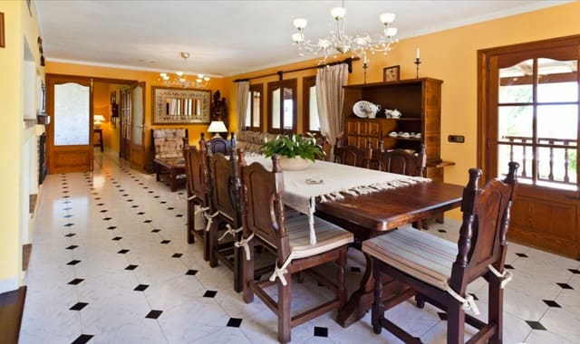 7 soverom Hus til salgs i Alcúdia - € 5 775 000 (Ref: 6465856)