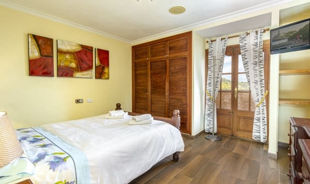 7 soverom Hus til salgs i Alcúdia - € 5 775 000 (Ref: 6465856)