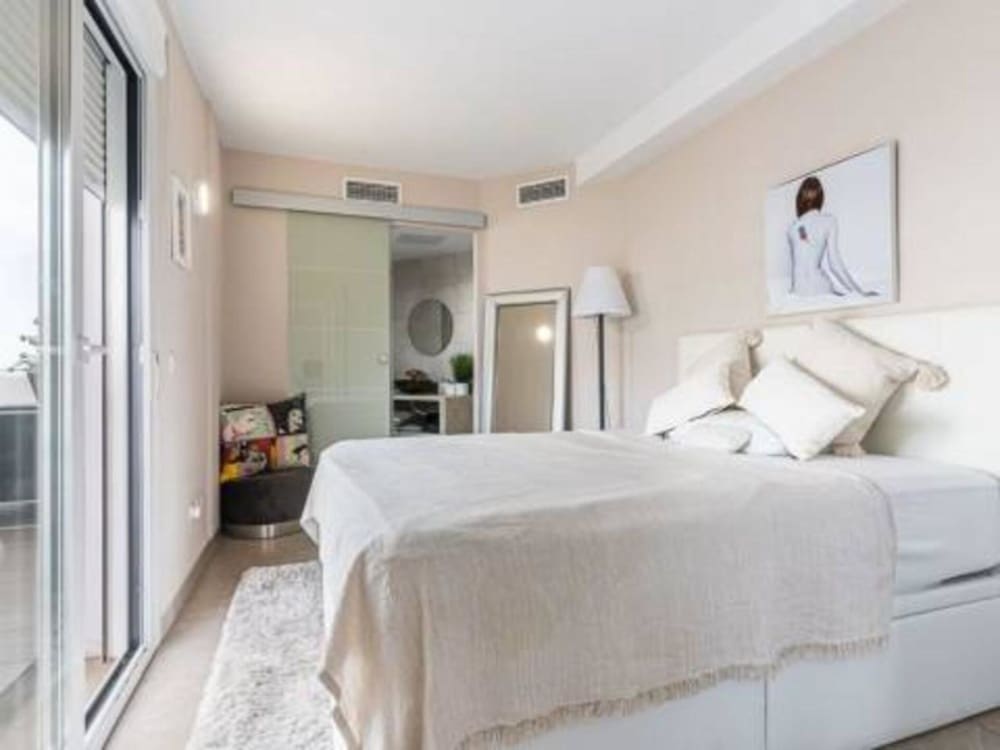 3 bedroom Flat for sale in Portixol with garage - € 1,350,000 (Ref: 7087813)