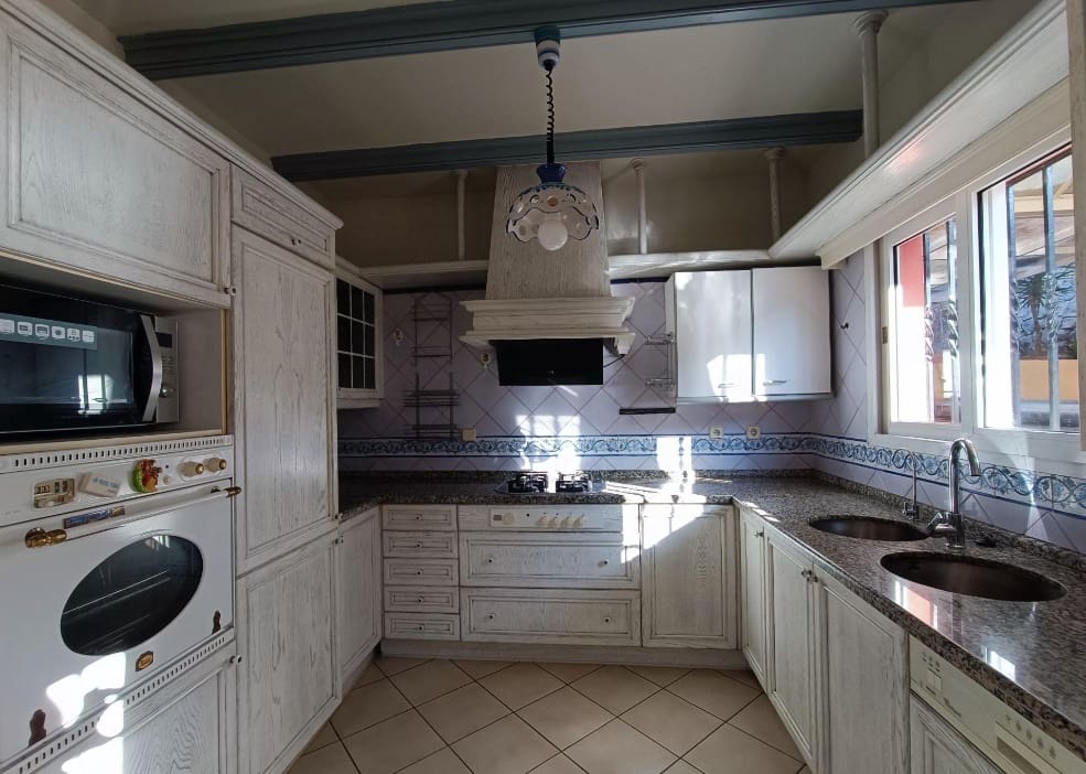 2 quarto Casa em Banda para venda em Costa de la Calma - 1 100 000 € (Ref: 7951054)