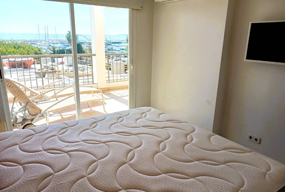 3 soverom Leilighet til salgs i Portals Nous med svømmebasseng garasje - € 1 495 000 (Ref: 8160893)