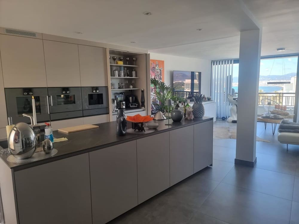 3 soveværelse Penthouse til salg i Can Pastilla med garage - € 1.450.000 (Ref: 8245189)
