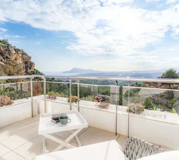 4 bedroom Villa for sale in Altea - € 1,095,000 (Ref: 8891709)