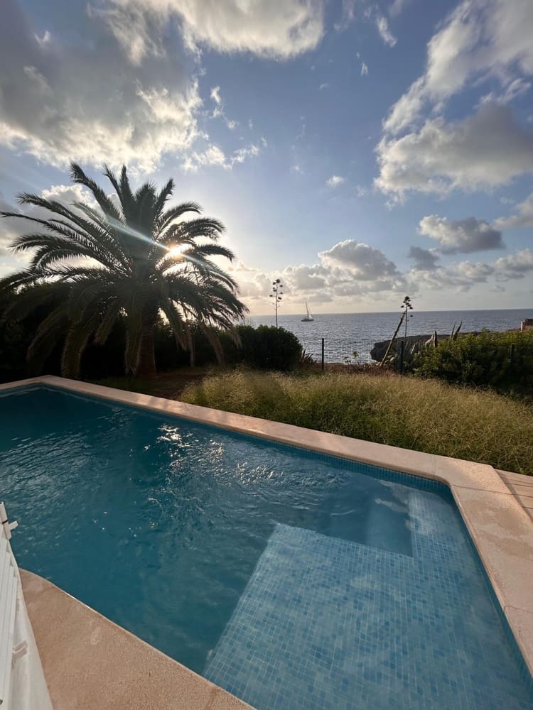 4 soveværelse Byhus til salg i Cala d'Or med swimmingpool garage - € 3.850.000 (Ref: 9197133)