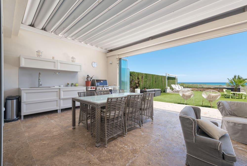 3 slaapkamer Rijtjeshuis te koop in Alcudia - € 2.500.000 (Ref: 9201806)