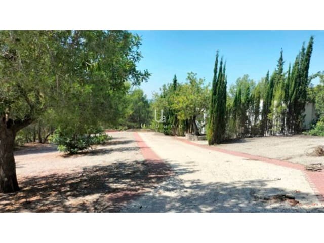 21 bedroom Hotel for sale in Vilamarxant / Villamarchante - € 763,440 (Ref: 10010088)