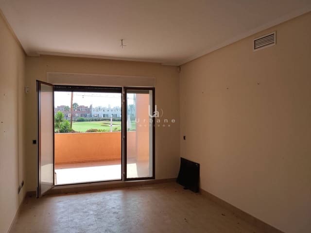 2 soveværelse Lejlighed til salg i Los Alcázares med swimmingpool - € 185.000 (Ref: 10010089)