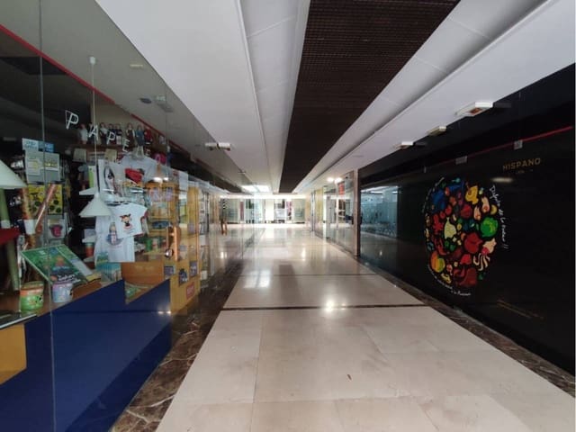 Gewerbe zu verkaufen in La Catedral, Murcia Stadt - 49.000 € (Ref: 10021837)