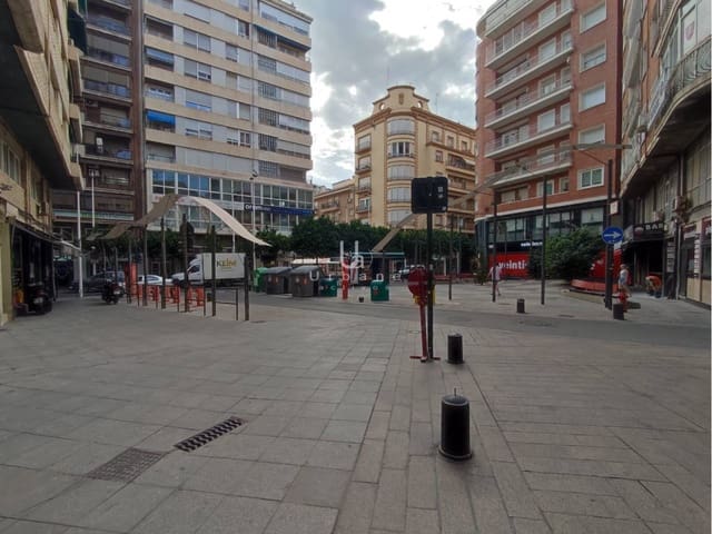 Gewerbe zu verkaufen in La Catedral, Murcia Stadt - 49.000 € (Ref: 10021837)