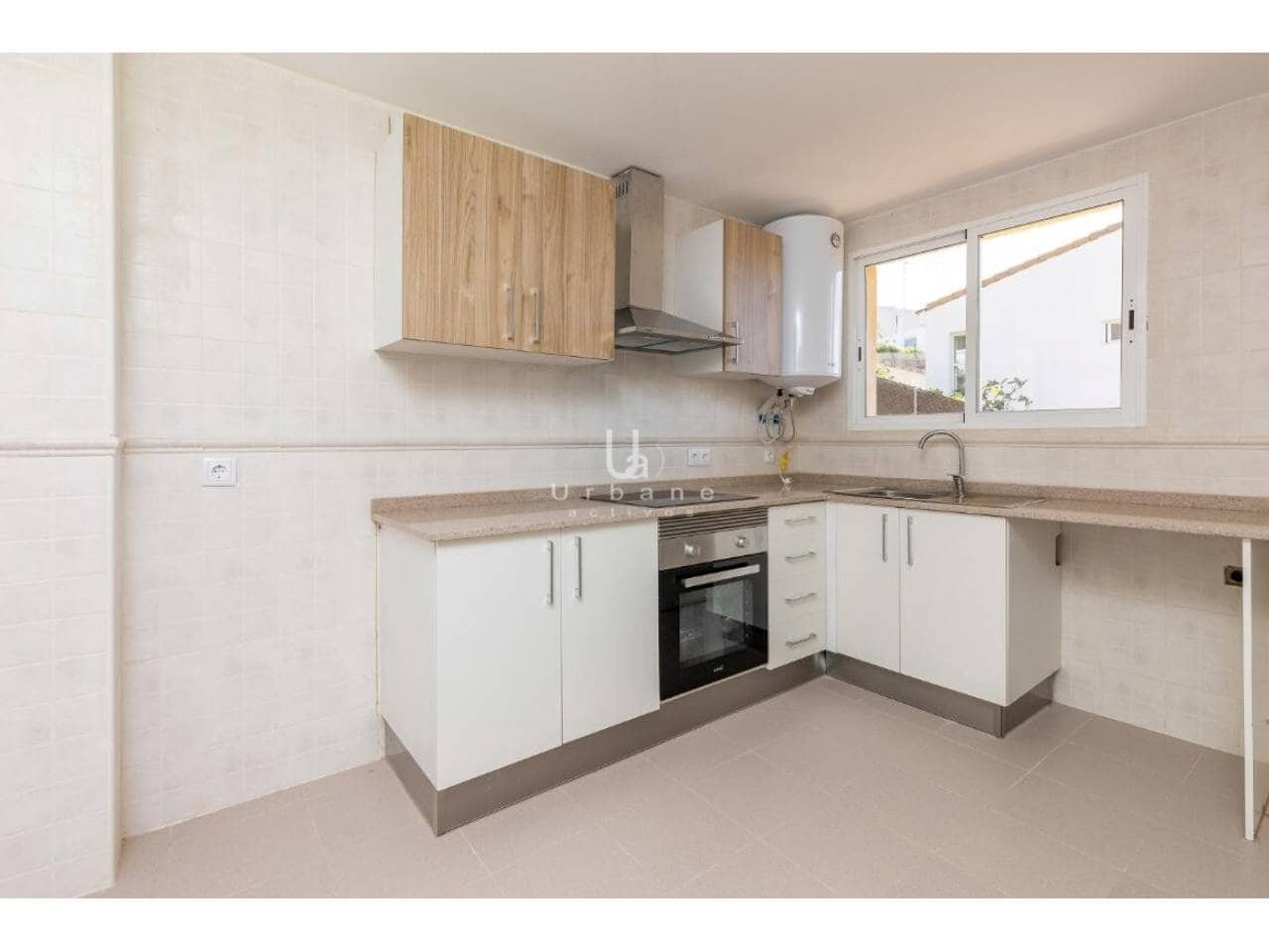 4 bedroom Villa for sale in Torrent - € 299,000 (Ref: 10040288)