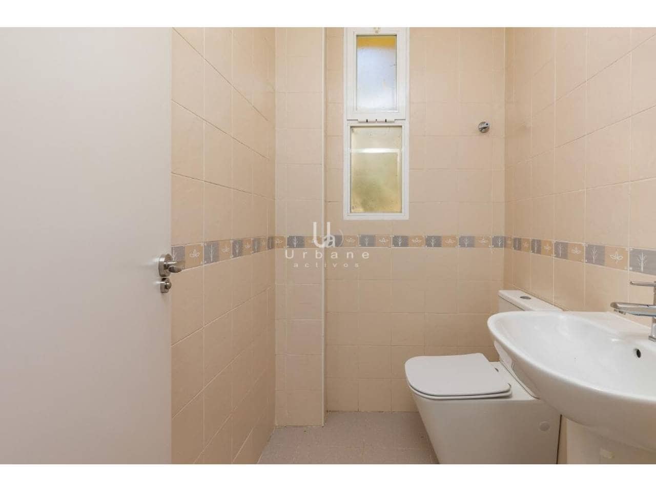 4 bedroom Villa for sale in Torrent - € 299,000 (Ref: 10040288)