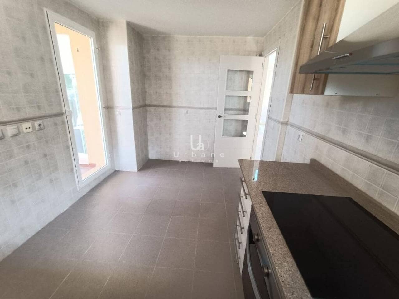 4 bedroom Villa for sale in Torrent - € 299,000 (Ref: 10040288)