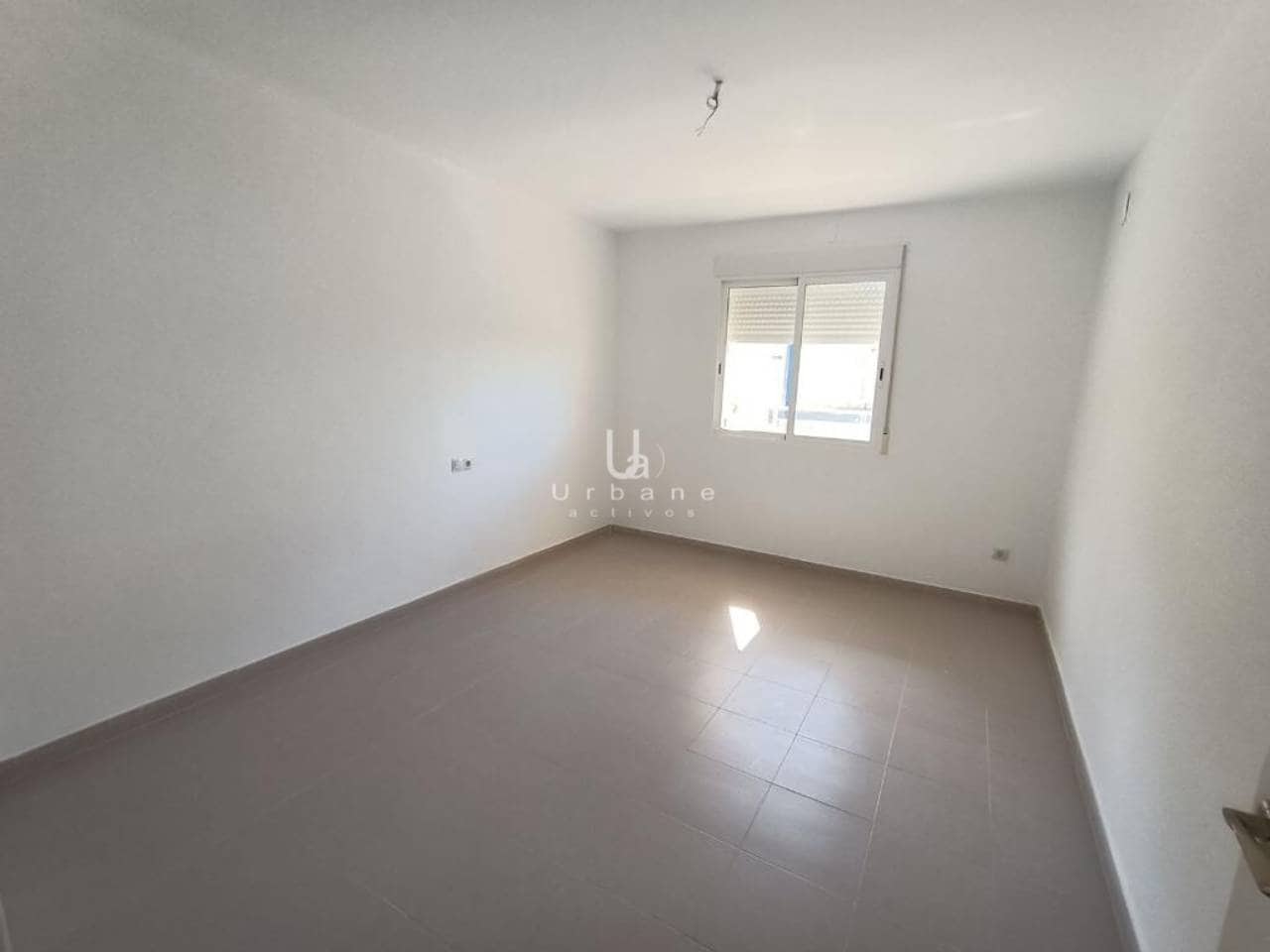 4 bedroom Villa for sale in Torrent - € 320,000 (Ref: 10040289)