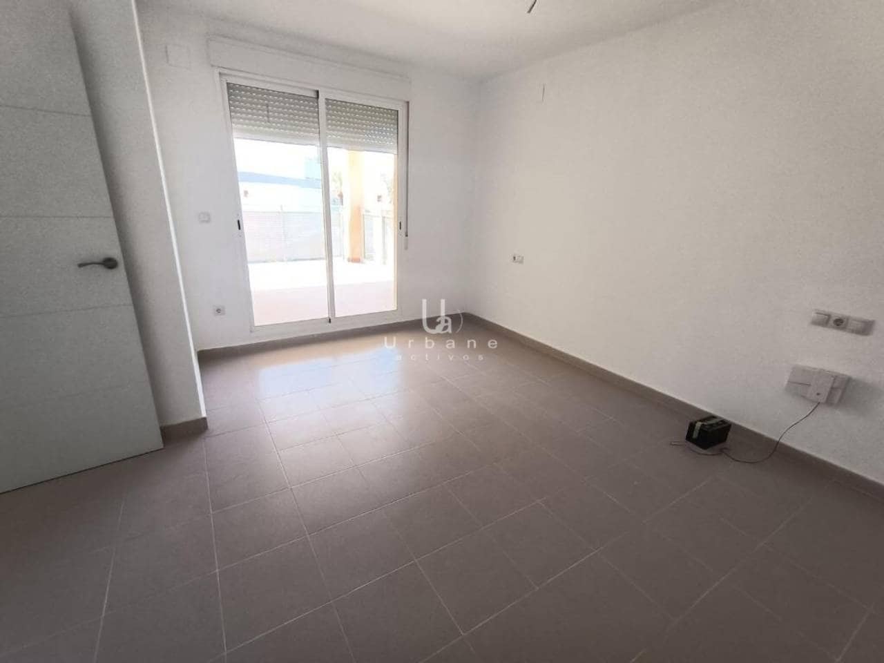 4 bedroom Villa for sale in Torrent - € 320,000 (Ref: 10040289)