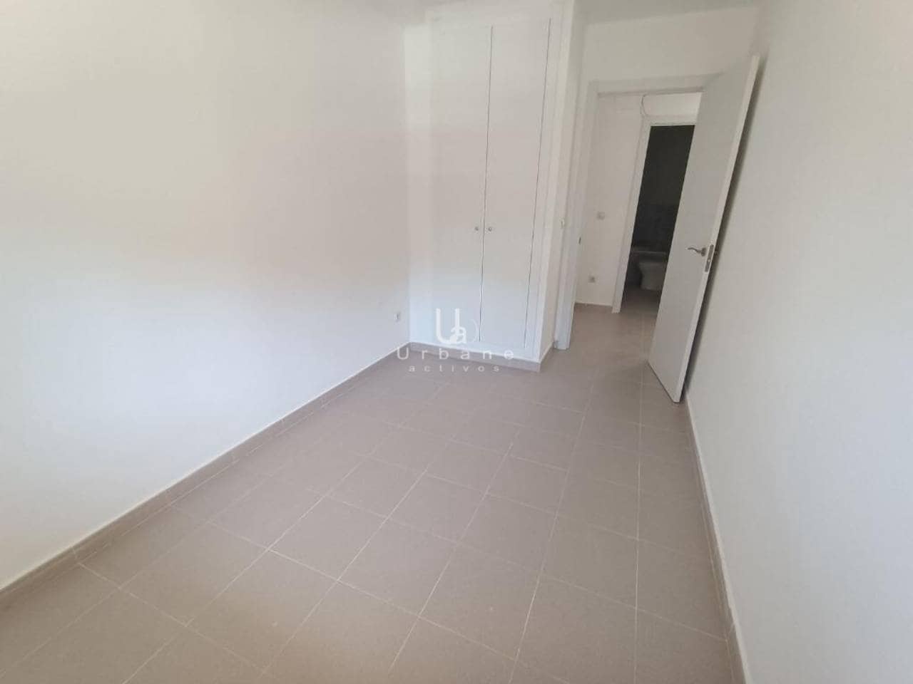 4 bedroom Villa for sale in Torrent - € 320,000 (Ref: 10040289)