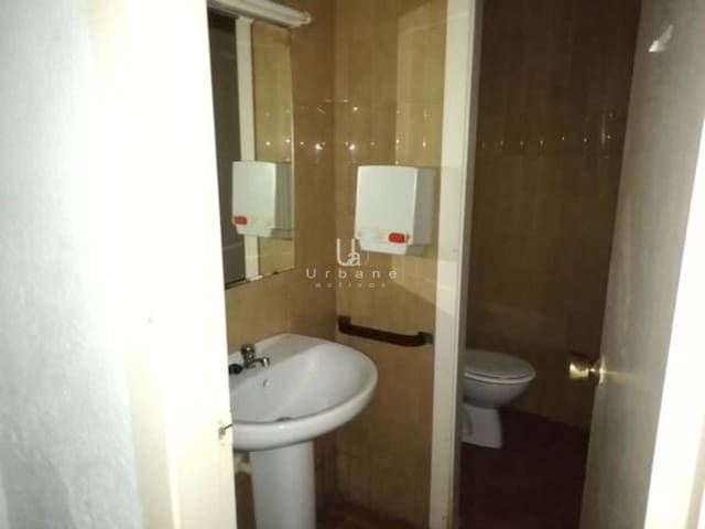 Kaupallinen myytävänä paikassa Xeraco - 106 600 € (Ref: 10040291)