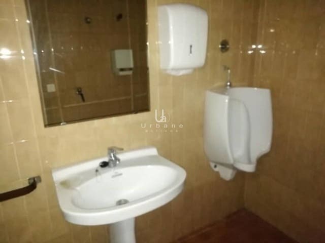 Kaupallinen myytävänä paikassa Xeraco - 106 600 € (Ref: 10040291)