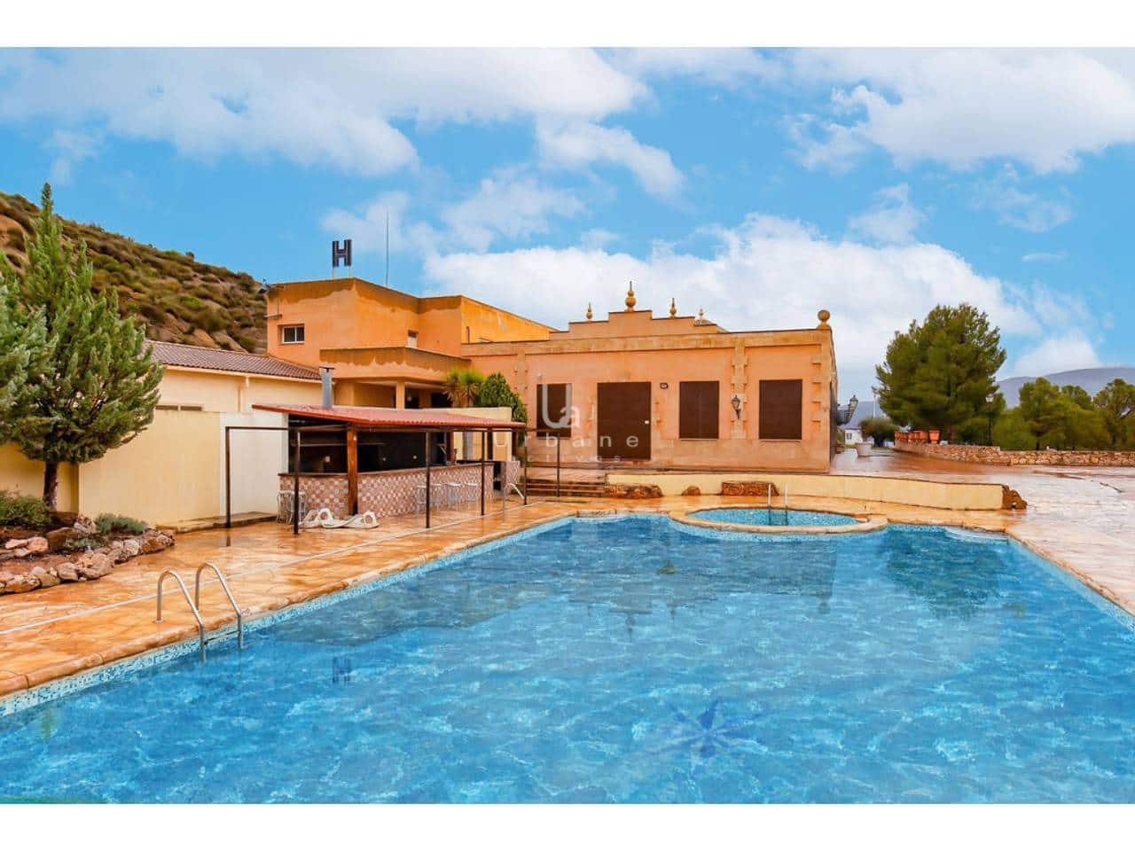 44 sovrum Hotell till salu i Jalance - 1 200 000 € (Ref: 10040292)