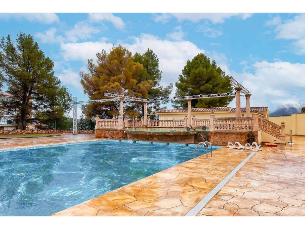 44 sovrum Hotell till salu i Jalance - 1 200 000 € (Ref: 10040292)
