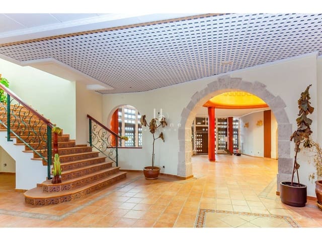 44 sovrum Hotell till salu i Jalance - 1 200 000 € (Ref: 10040292)