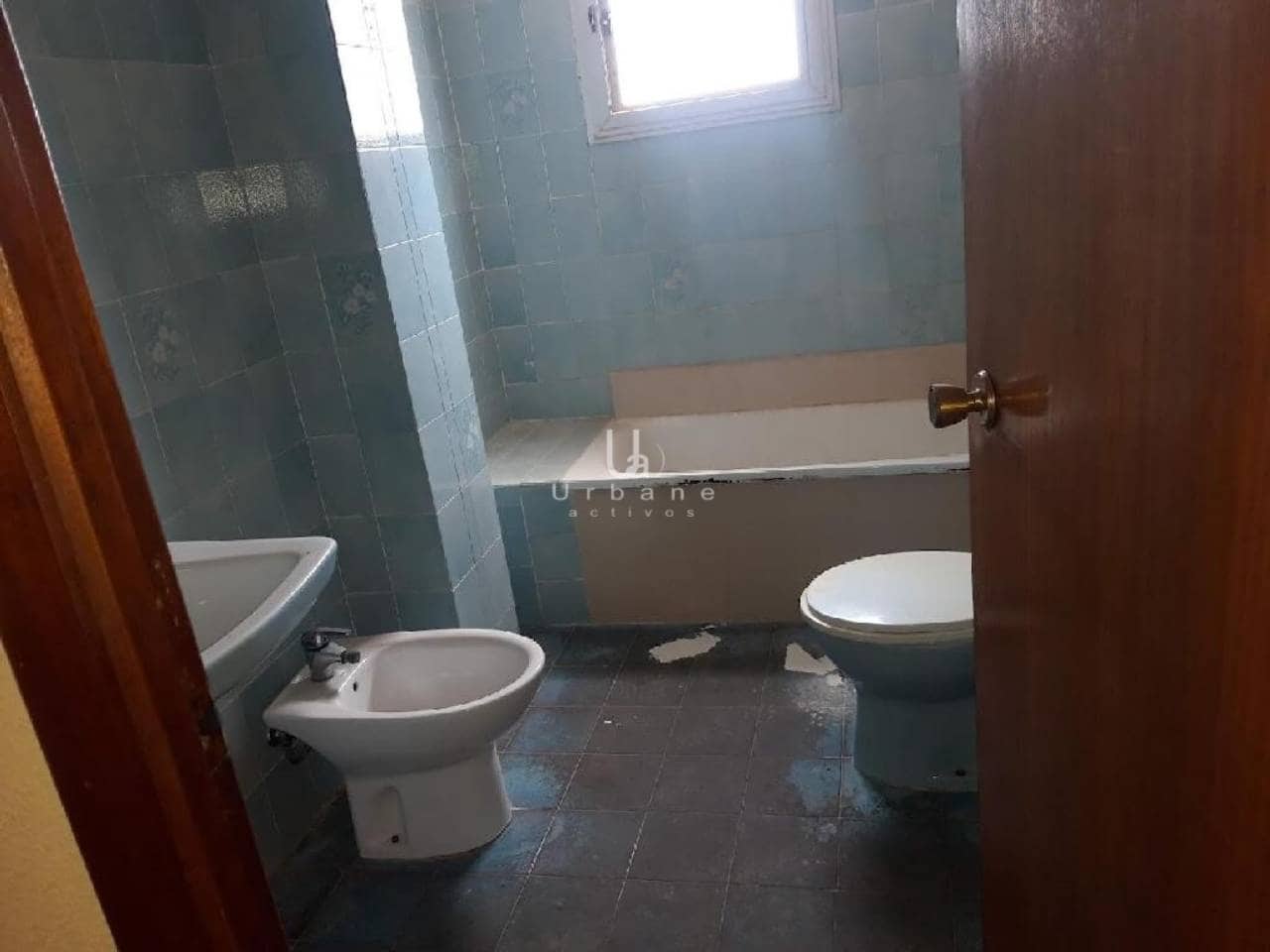 4 bedroom Flat for sale in Carcer - € 90,000 (Ref: 10042431)
