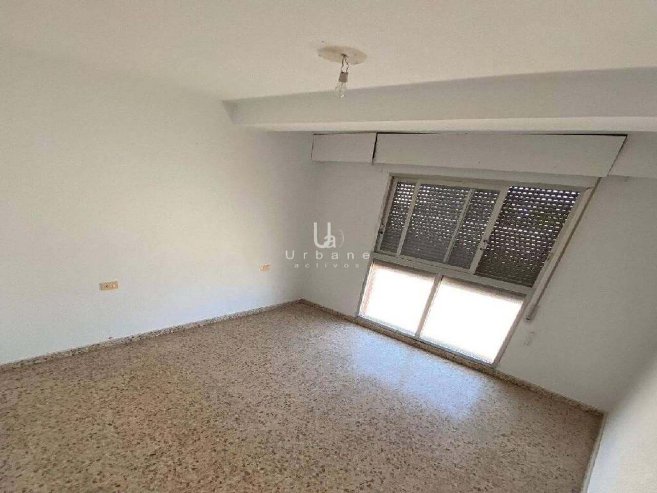 4 bedroom Flat for sale in Carcer - € 90,000 (Ref: 10042431)