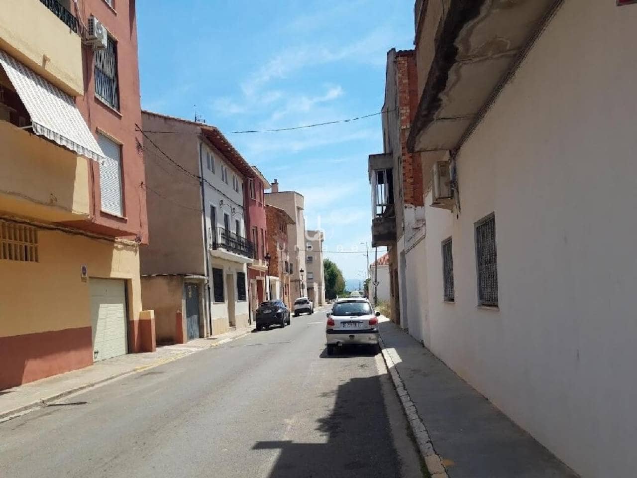4 bedroom Flat for sale in Carcer - € 90,000 (Ref: 10042431)