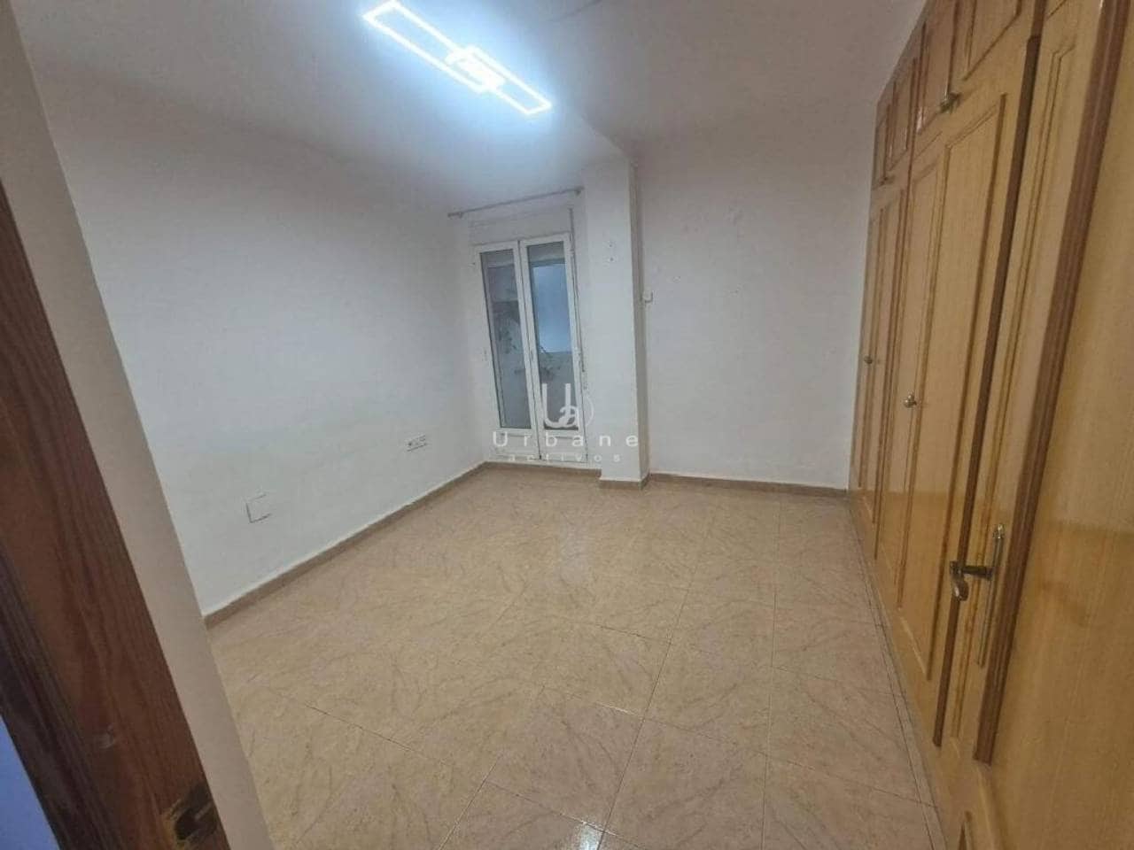 2 slaapkamer Flat te koop in Valencia stad - € 180.000 (Ref: 10042432)