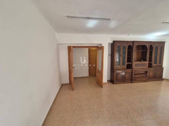 2 slaapkamer Flat te koop in Valencia stad - € 180.000 (Ref: 10042432)