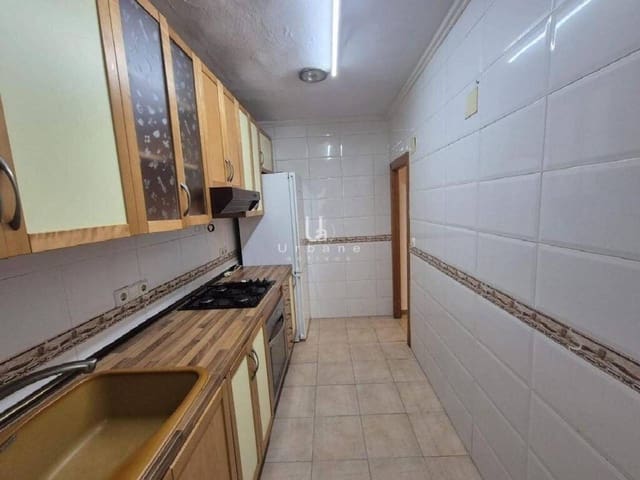 2 slaapkamer Flat te koop in Valencia stad - € 180.000 (Ref: 10042432)