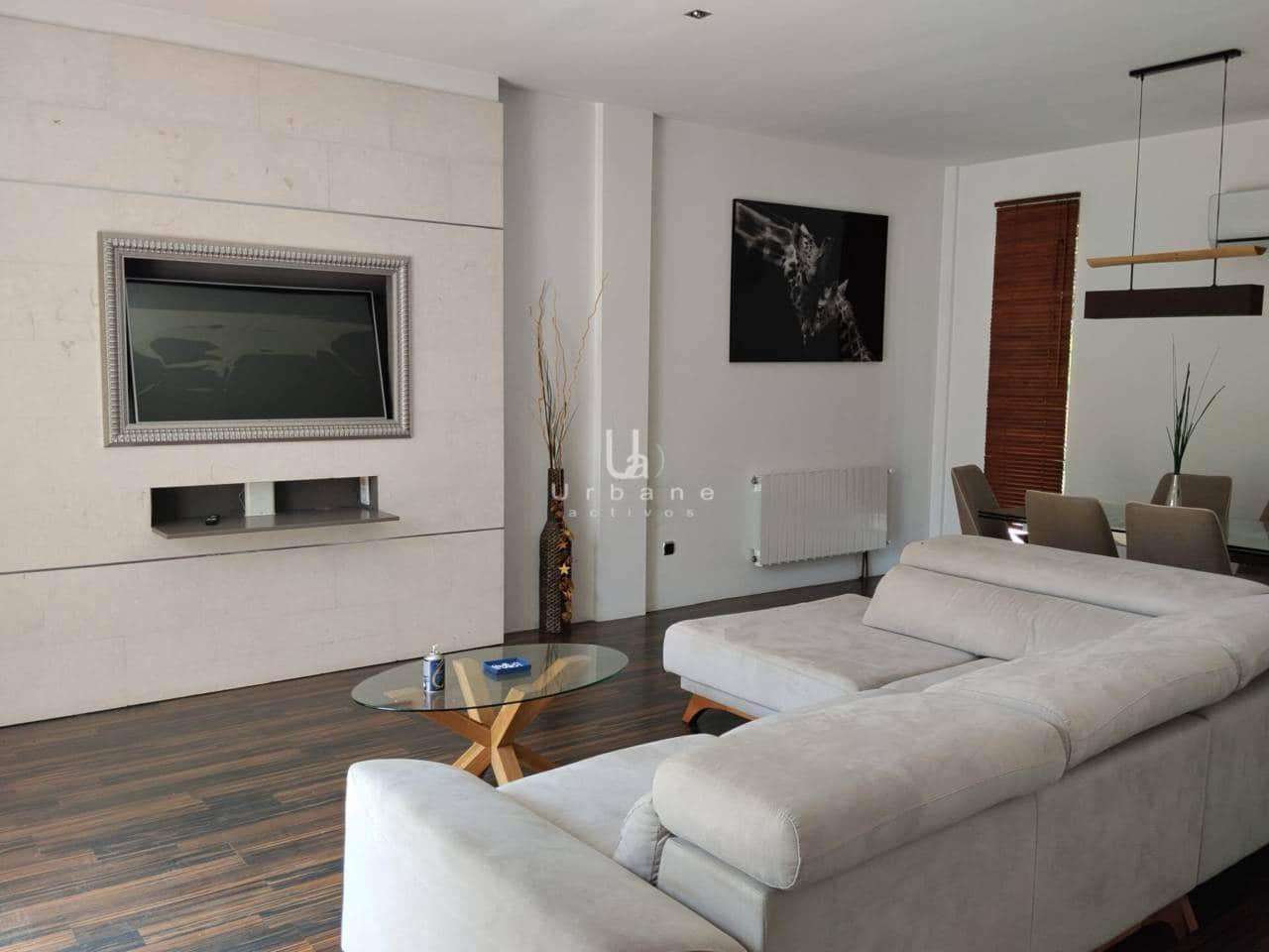 3 bedroom Villa for sale in Llano de Brujas with pool garage - € 489,000 (Ref: 10044375)