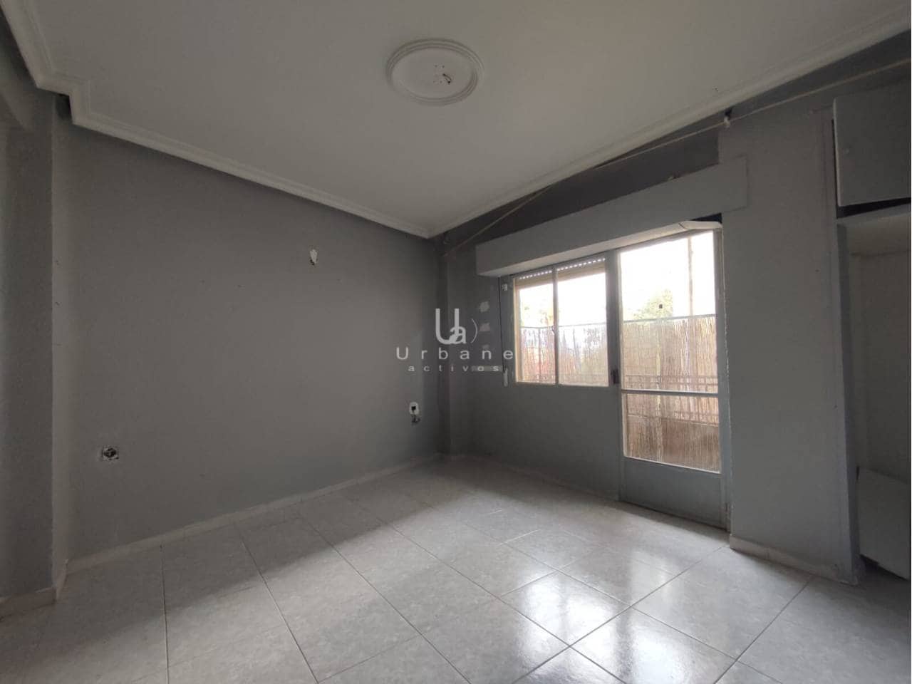 3 bedroom Flat for sale in Murcia city - € 85,000 (Ref: 10046612)