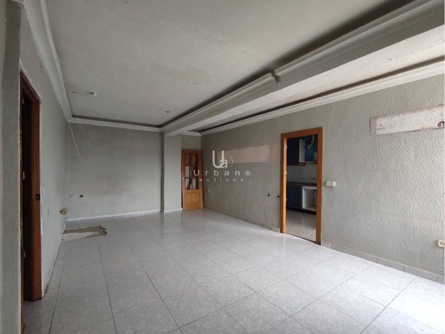 3 bedroom Flat for sale in Nonduermas, Murcia city - € 85,000 (Ref: 10046612)