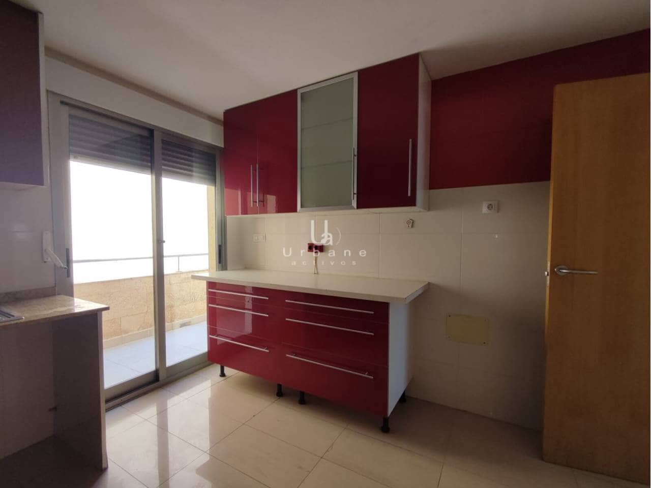 4 bedroom Townhouse for sale in Altorreal with garage - € 359,000 (Ref: 10048593)