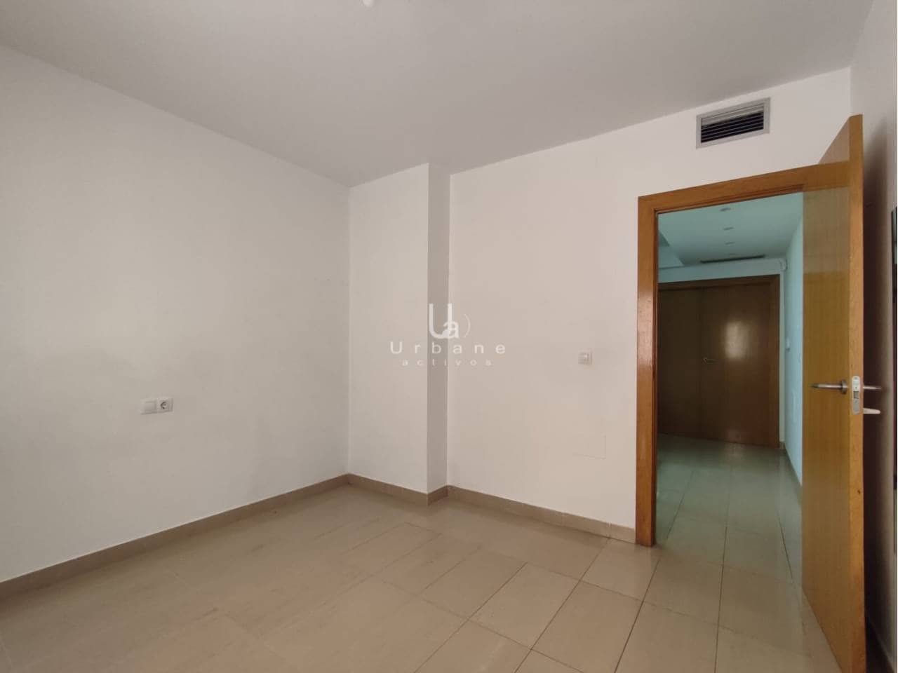 4 bedroom Townhouse for sale in Altorreal with garage - € 359,000 (Ref: 10048593)