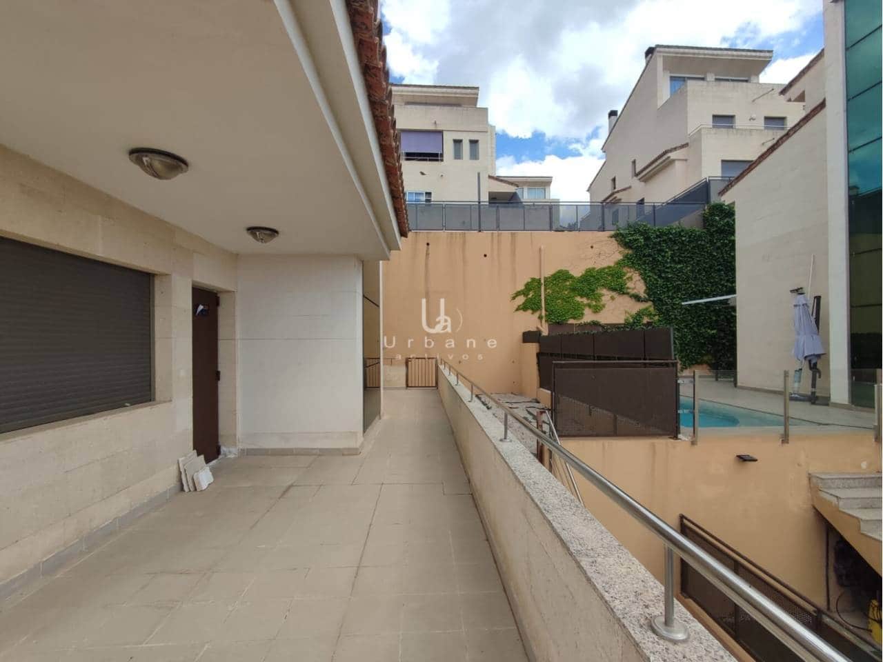 4 bedroom Townhouse for sale in Altorreal with garage - € 359,000 (Ref: 10048593)