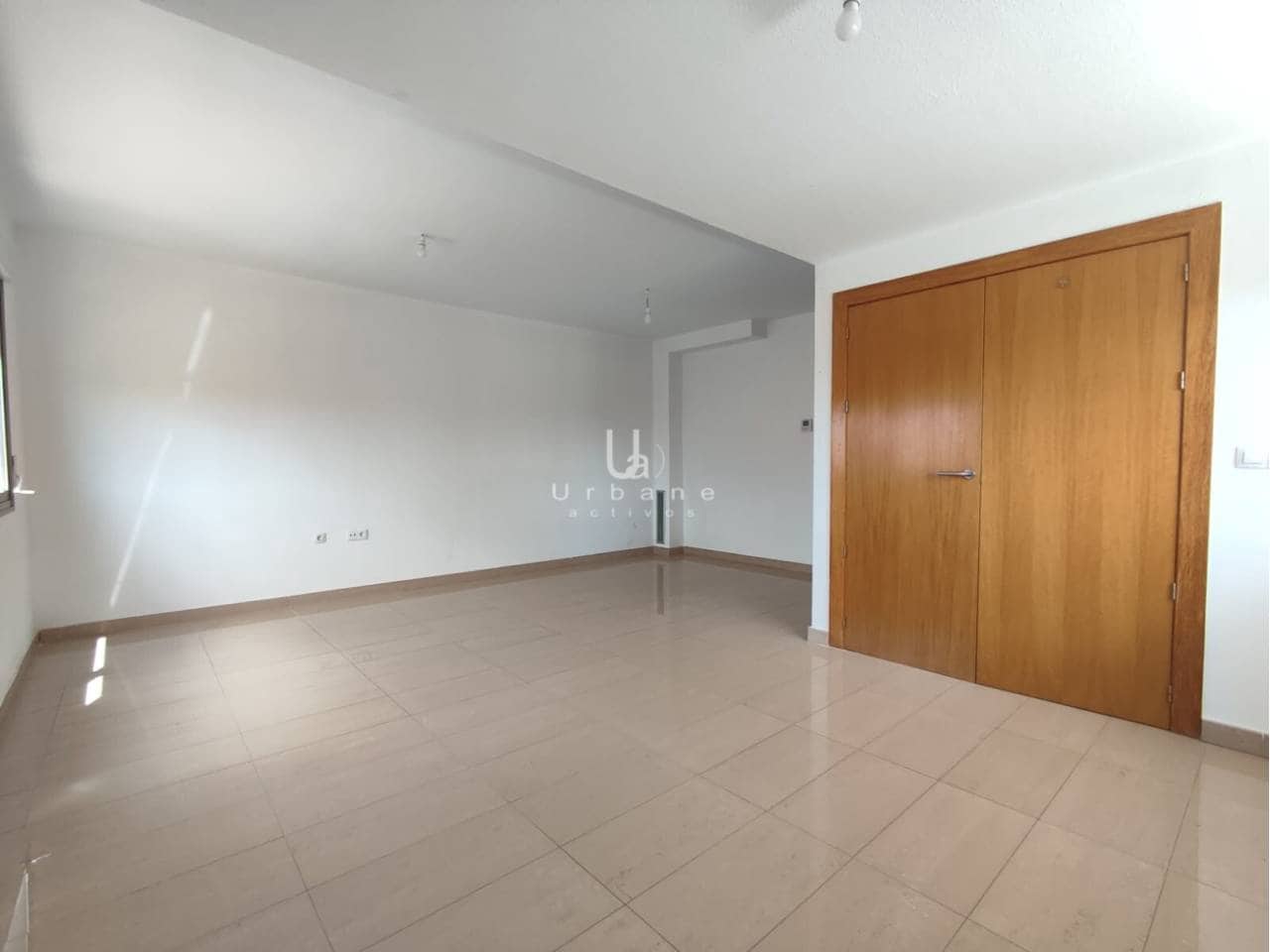 4 bedroom Townhouse for sale in Altorreal with garage - € 359,000 (Ref: 10048593)