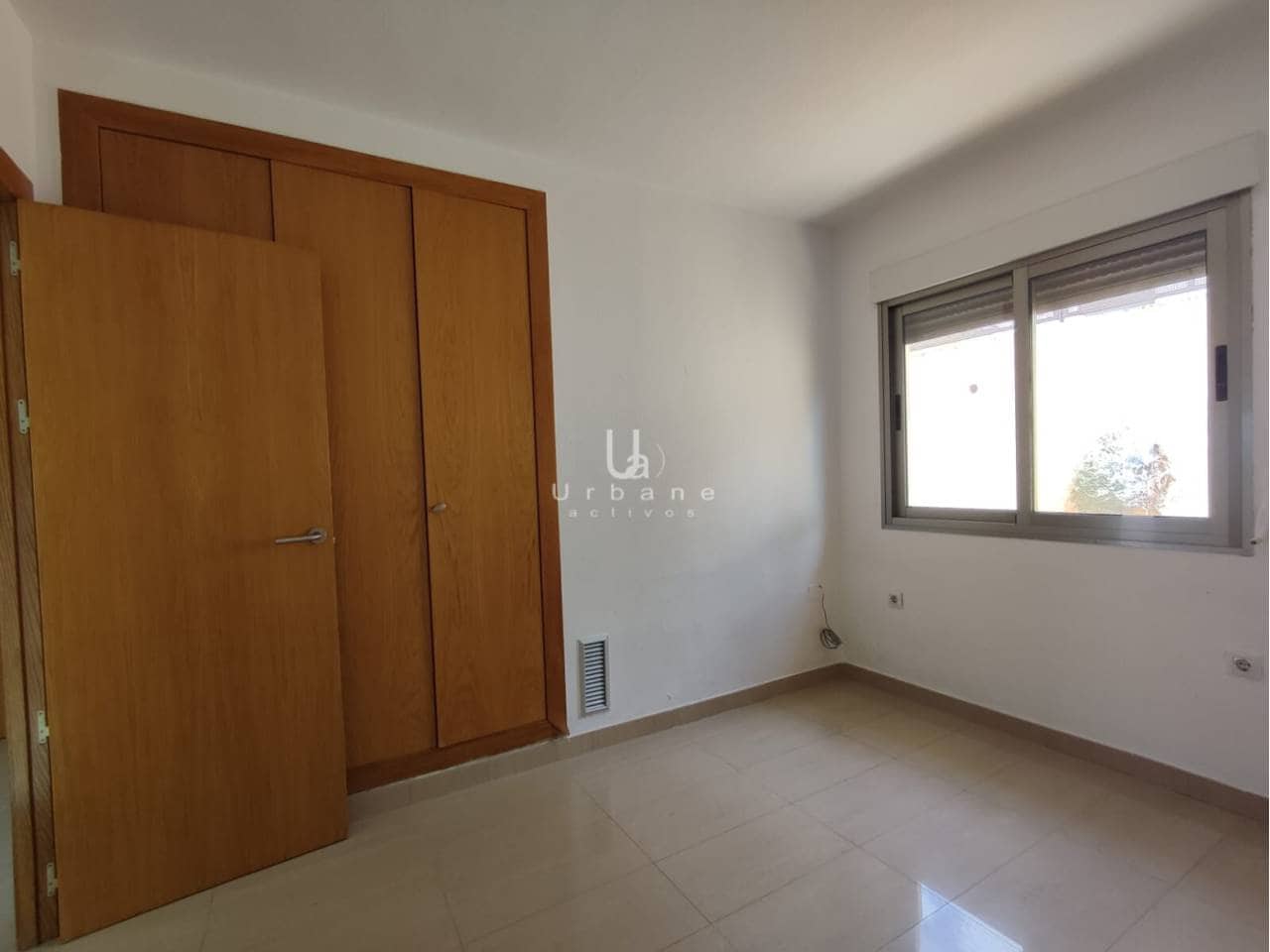 4 bedroom Townhouse for sale in Altorreal with garage - € 359,000 (Ref: 10048593)