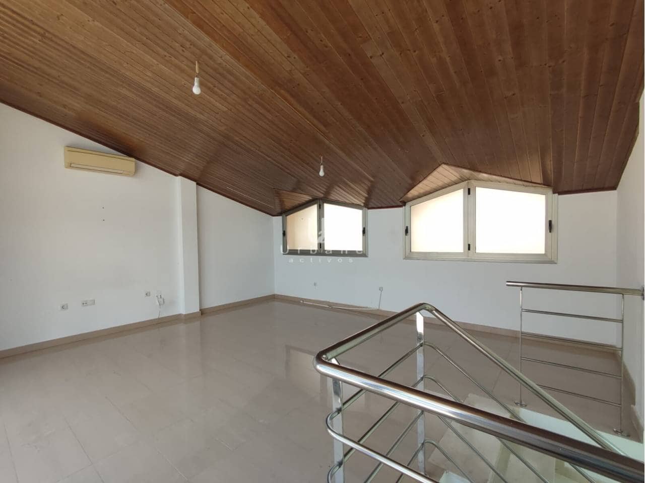 4 bedroom Townhouse for sale in Altorreal with garage - € 359,000 (Ref: 10048593)