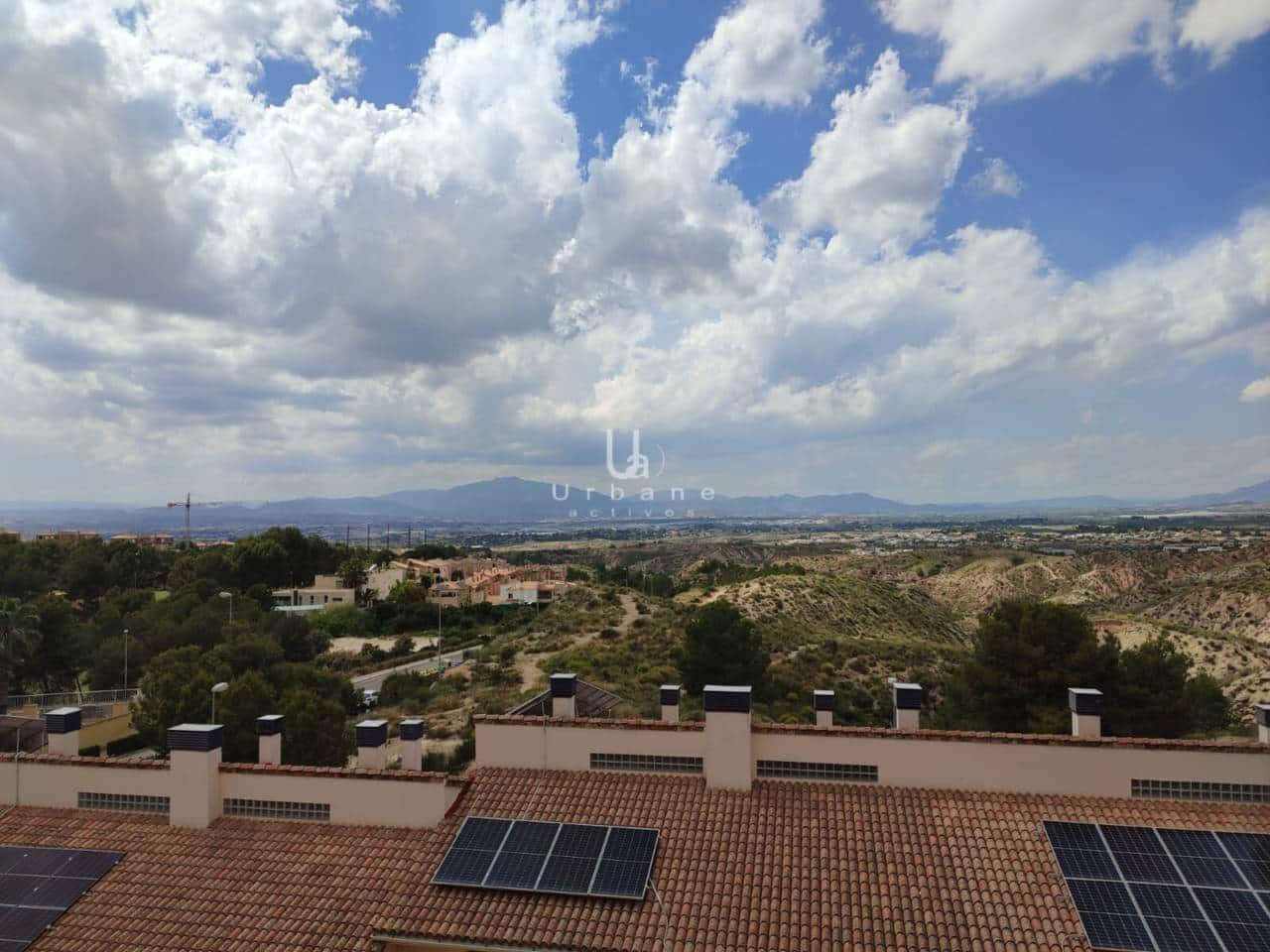 4 bedroom Townhouse for sale in Altorreal with garage - € 359,000 (Ref: 10048593)
