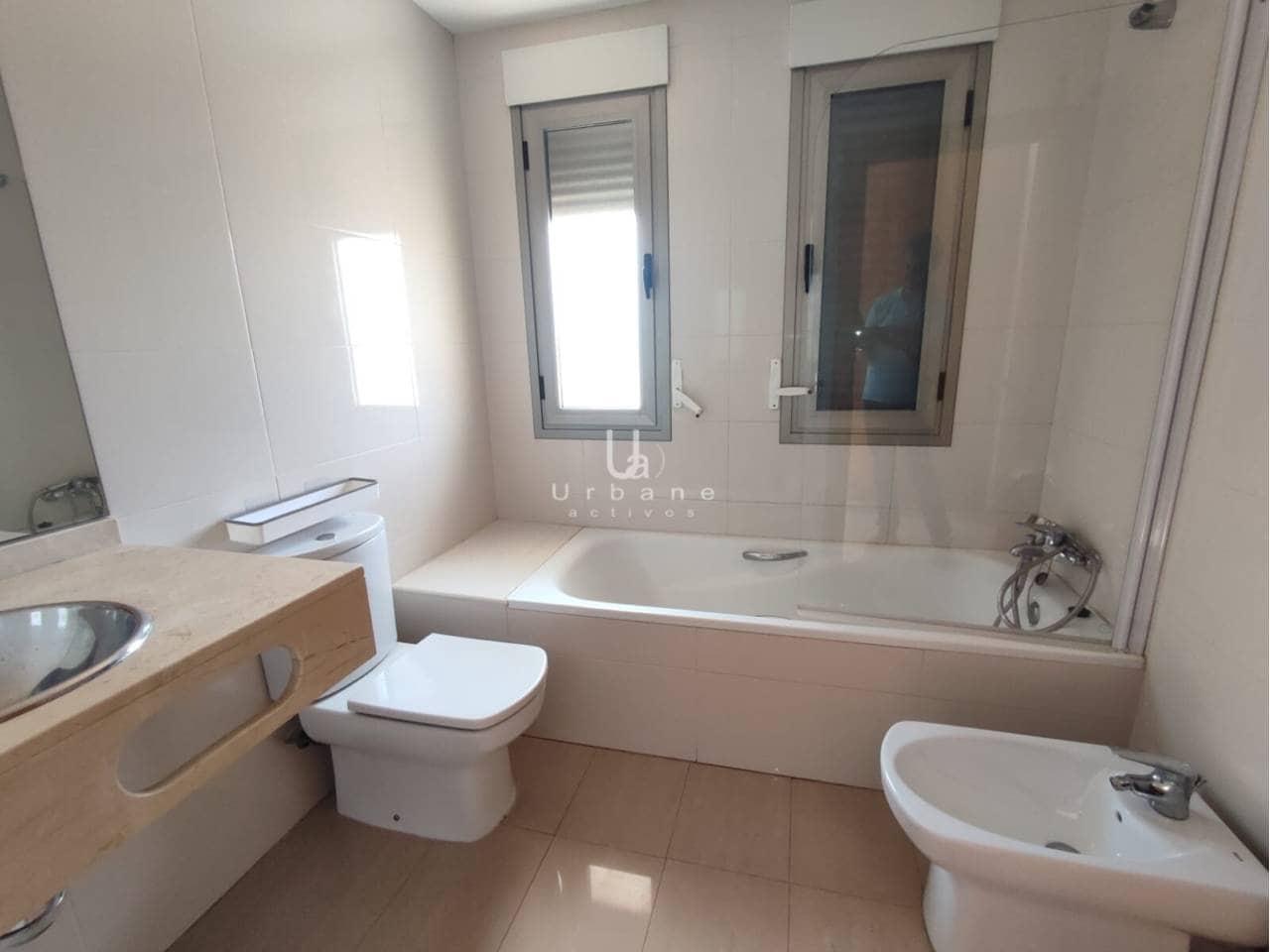 4 bedroom Townhouse for sale in Altorreal with garage - € 359,000 (Ref: 10048593)