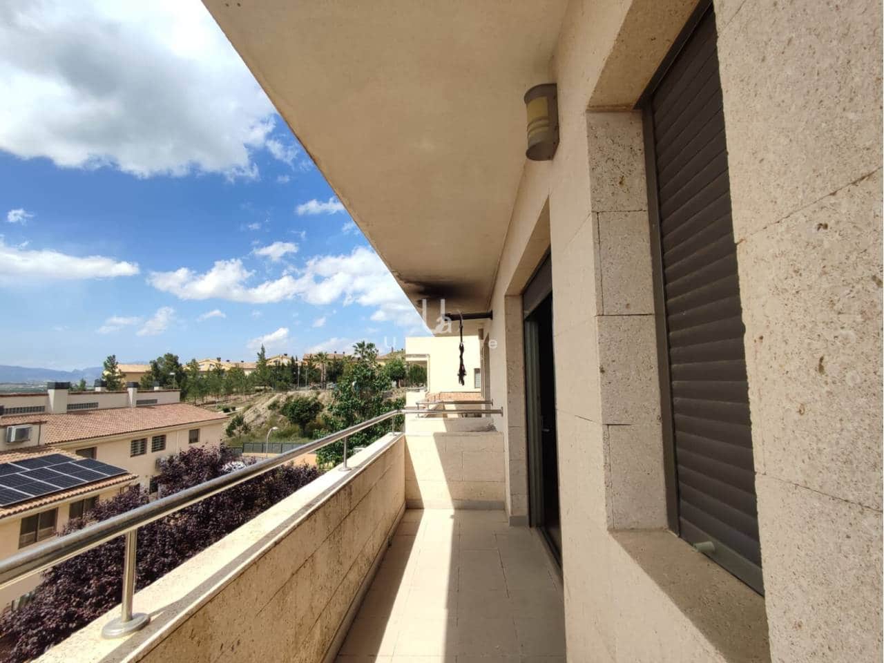 4 bedroom Townhouse for sale in Altorreal with garage - € 359,000 (Ref: 10048593)