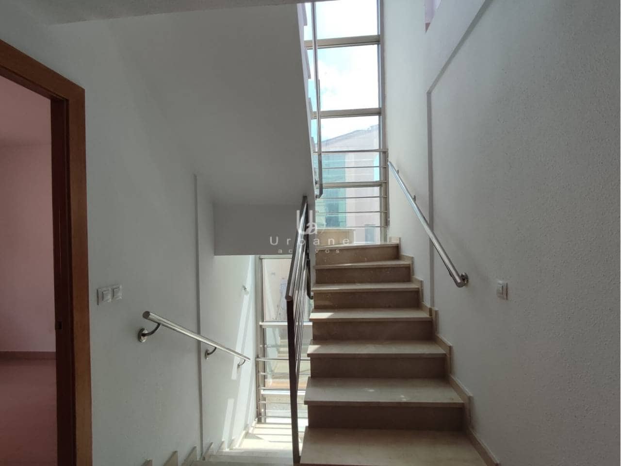 4 bedroom Townhouse for sale in Altorreal with garage - € 359,000 (Ref: 10048593)