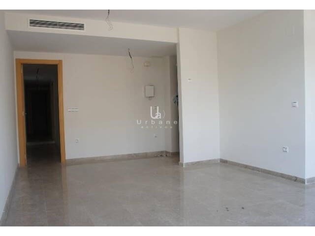 Piso de 3 habitaciones en Alginet en venta con garaje - 105.000 € (Ref: 10054588)