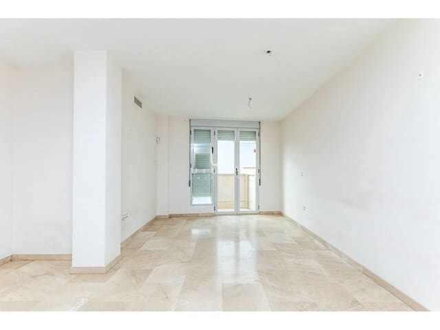 Piso de 3 habitaciones en Alginet en venta con garaje - 105.000 € (Ref: 10054588)