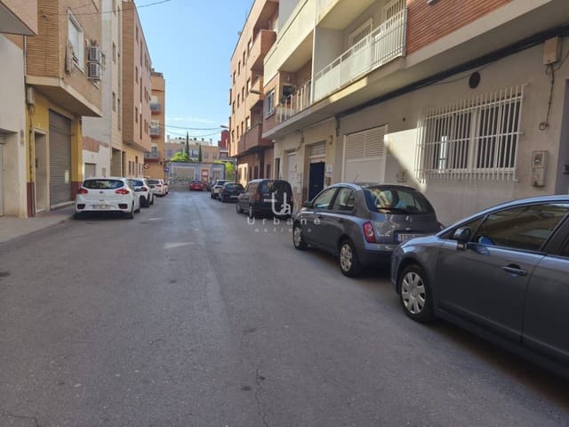 Piso de 3 habitaciones en Espinardo, Murcia ciudad en venta - 110.000 € (Ref: 10057813)