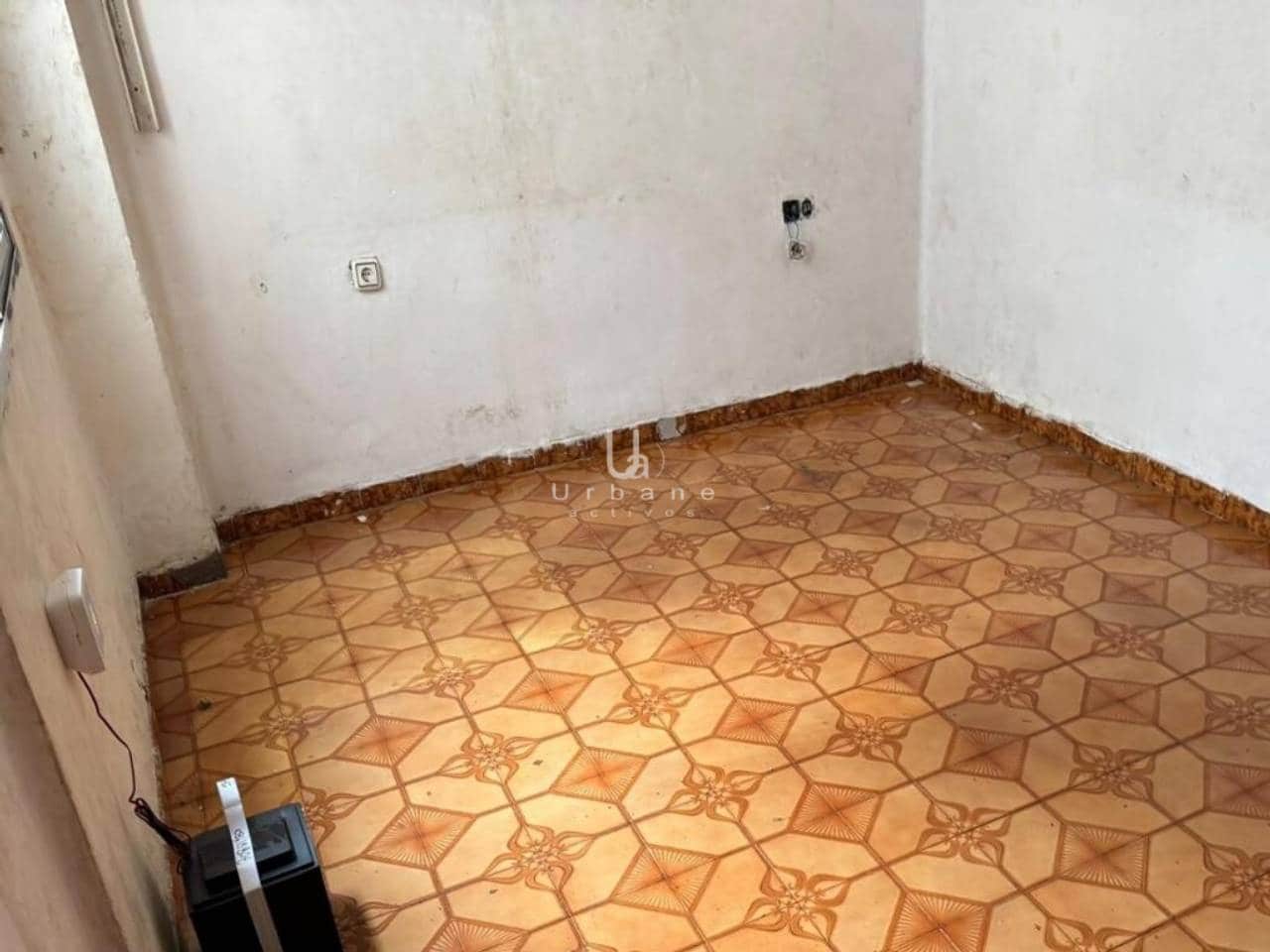 2 Zimmer Wohnung zu verkaufen in Valencia Stadt - 110.000 € (Ref: 10057814)