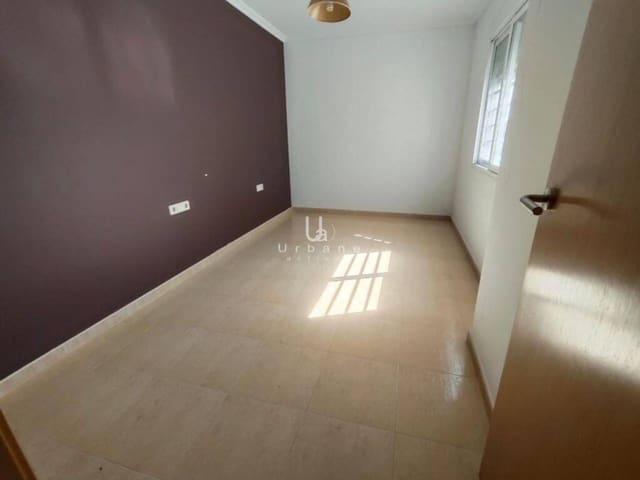 4 sypialnia Dom na sprzedaż w Godelleta - 129 000 € (Ref: 10057816)